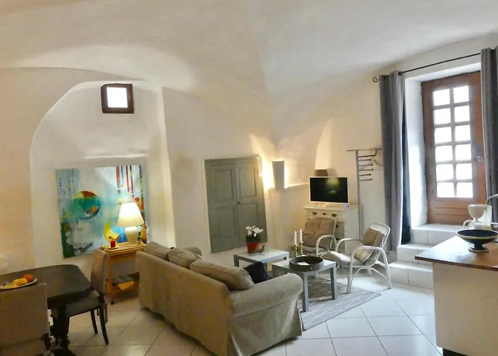 Διαμέρισμα I Languedoc. Nézignan-lʼÉvêque